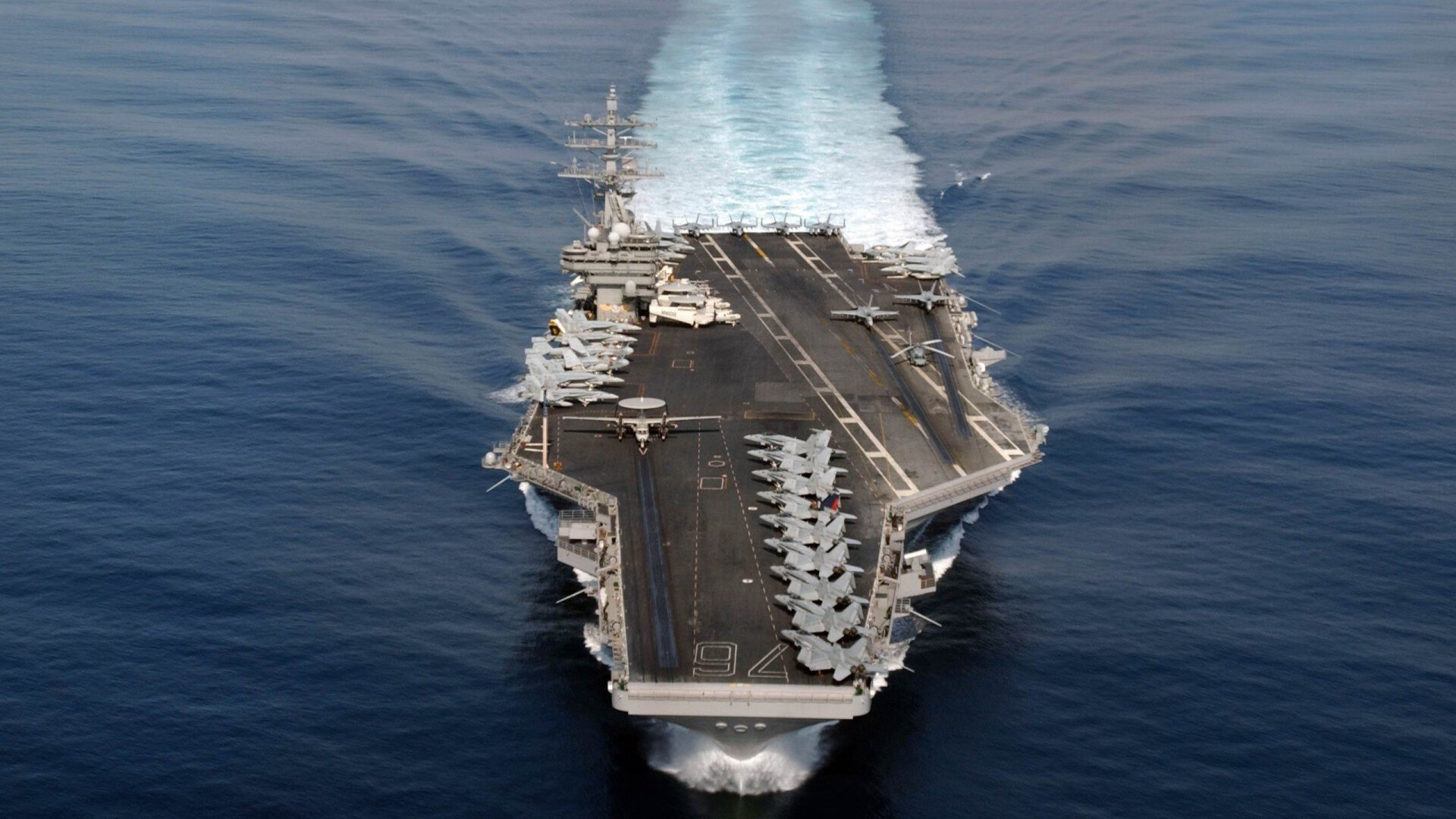 全景高空绳索穿越赛,极速体验天空之巅,高空绳网探险拓展项目