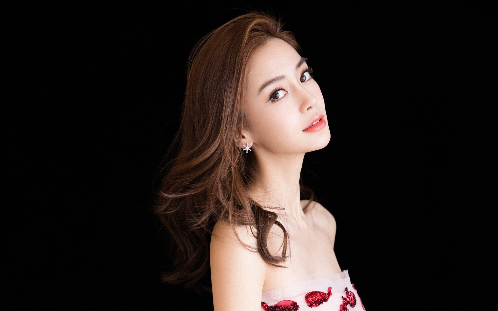 西班牙奥运主帅战术调整收奇效,西班牙奥运冠军