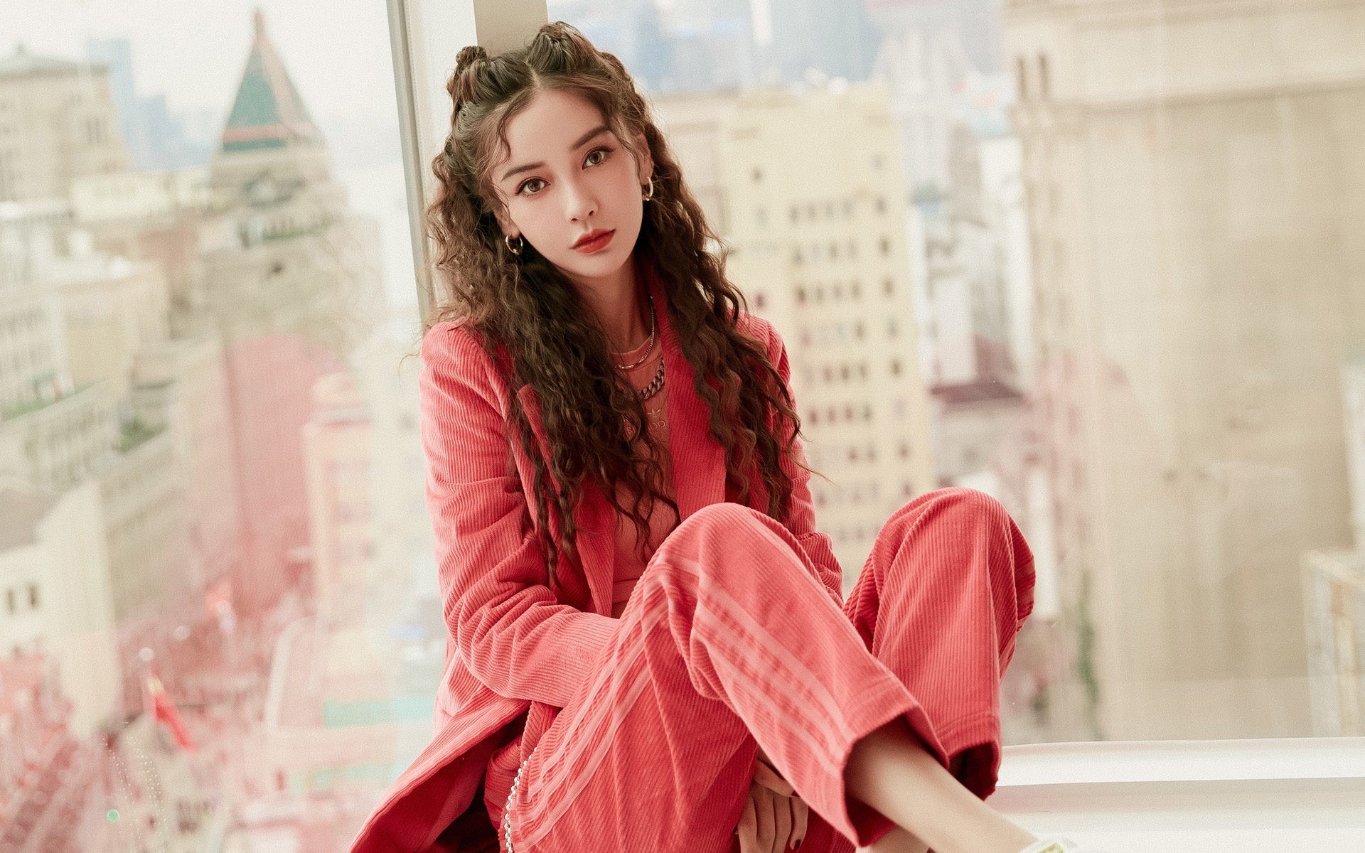 中国击剑队剑指巴黎年轻选手机会来临,中国击剑队颜值