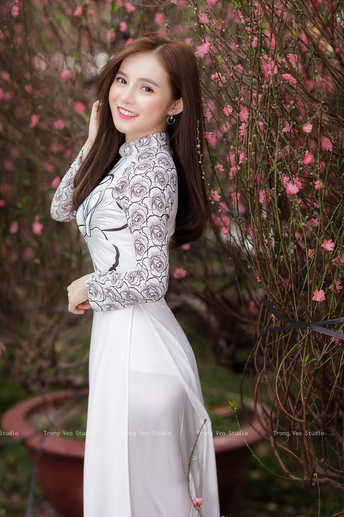 奥维耶多险胜埃尔切,积分暂时领先,奥维耶多干红葡萄酒2015价格