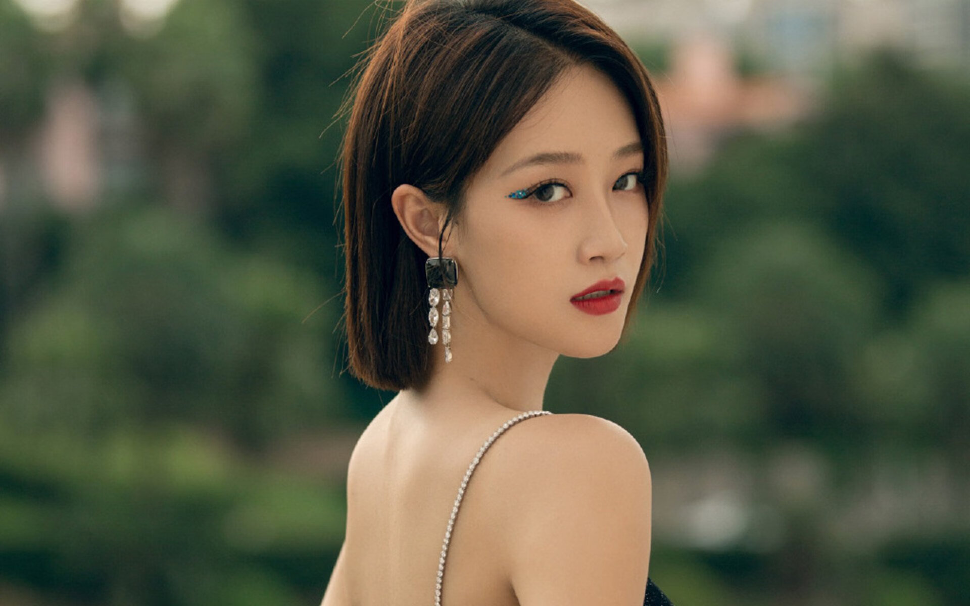 开云下载-马拉松盛事北京马拉松吸引数万人参与，北京马拉松2021官网